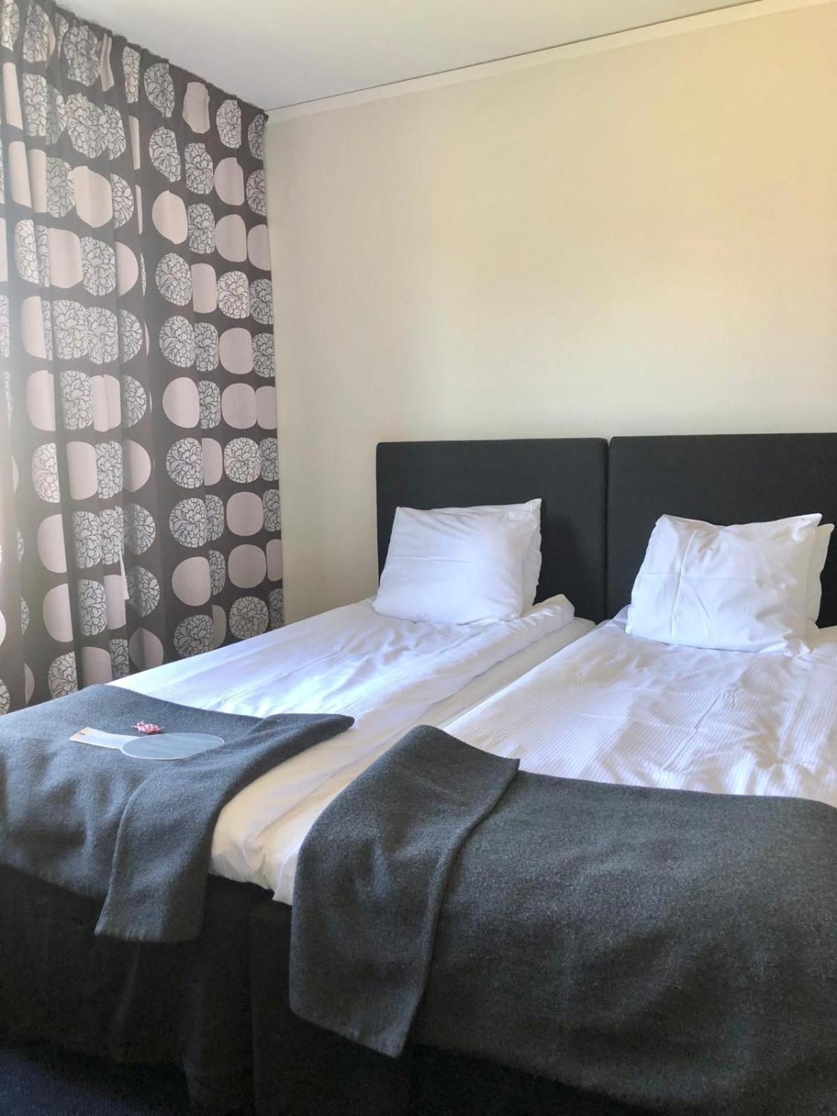 Arena Hotell Vanersborg Bagian luar foto